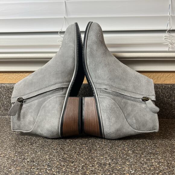 Hush Puppies Ankle Bootie Womens 9.5 M Light Gray Suede Comfort Casual Boots New - Picture 6 of 11